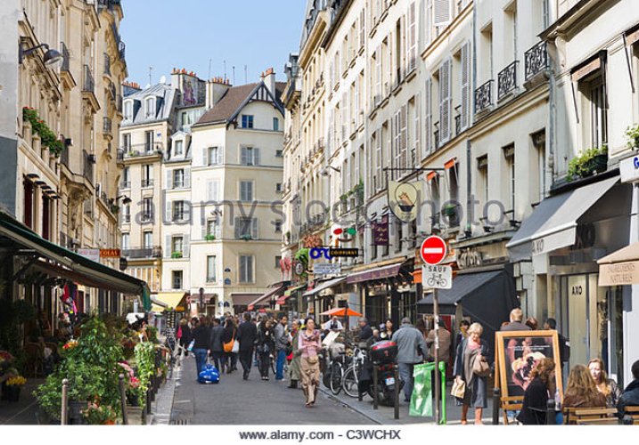 shops-and-restaurants-on-rue-buci-saint-germain-district-paris-france-c3wchx